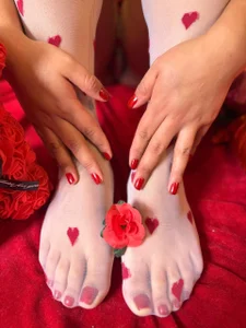 HAPPY VALENTINE'S DAY 💜 de kailinmoonx  4 Imagens