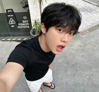 NN-love Public Pic 3