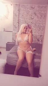Zdjęcia Naomi_luxx Sexy in whitte: 