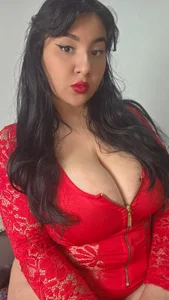 rosebigboobs 😈😈I want to get closer to you so badly that I don't know if I can hide it💦💦 Foto 3