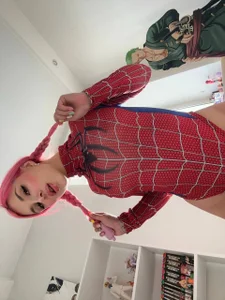 folinskayyya your spiderman Pic 6