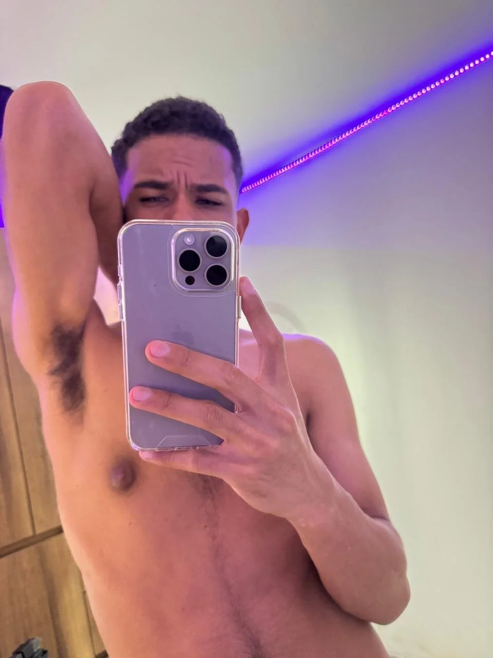 ken_rivera Foto en Tendencia 7571