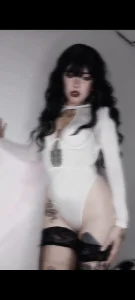 AteneaRockstar04 🤍 slika 3