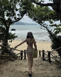 lalisa-damdang kullanıcısının Sa đi biển 👙👙👙👙 albümü -  3 fotoğraf