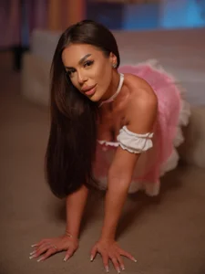 MissKiarra Is it obvious that I love pink? And he loves me too  🎀💖 Poză 2