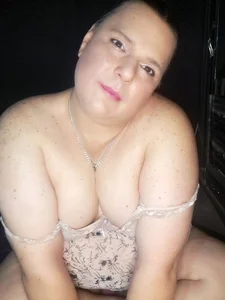 JadeTodd43 Getting the day started. Hình