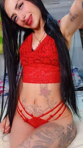 ZoeDeutch_ Public Foto 4