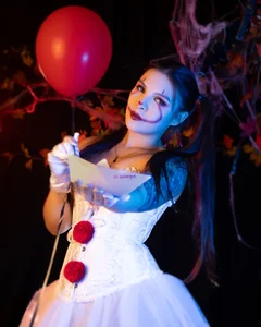 Isabella_francoo Halloween 🎃  2টি ছবি