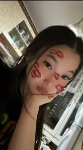 EmmaLeexth Public Kuva 2