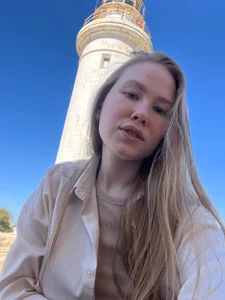 SinaDoll Public Pic 2