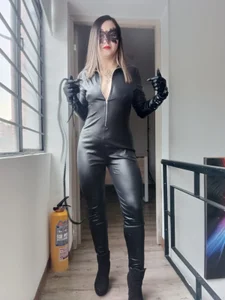 Ariana_blonde 😈 are you ready for a little trouble? зображення 3