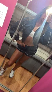 Miss-Bonniex Public Pic 3