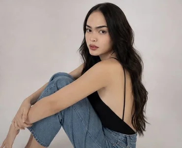 Amylaa sexy photoshoot Hình