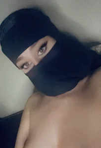 🤍🤍 de Rozzaa  3 photos