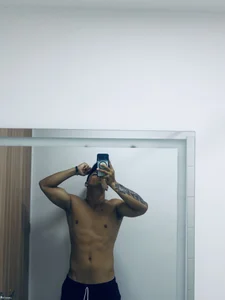 mentesensual1のPublicの 2枚の写真