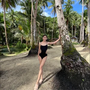 Zdjęcia Ur_Slutty_Bitch Public: 