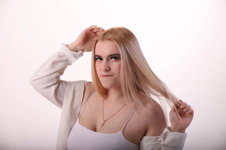 Stef_Nicks 💋💋There is a tender passion hidden in this photo💋💋 Pic 2