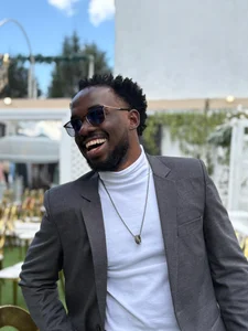 Ebanhot About me Foto 3