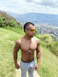 jacob_bentleyのMuscles!!の 5枚の写真