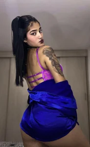 charlotte_9999 How about the violet?💜 Immagine  2