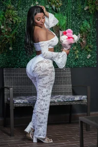 colombiamommy A very special photoshoot. 😏🔥 зображення 3