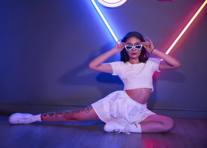 nini_love01 Charming :) Pic 2