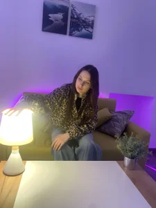 VinniePoplar Public صورة واحدة|VinniePoplar Public صورتان|VinniePoplar Public  صور|VinniePoplar Public  صورة