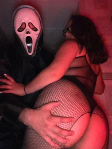 annyaparis Ghostface and me 💀🥵 รูป  2