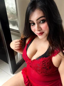 T_jin Modelling Pic 3