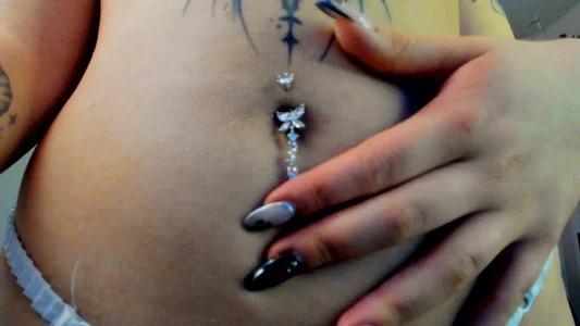 crimson_velvettt Mommy's Pierced Bellybutton зображення