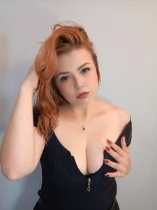 Madame_Scarleet Public Poză
