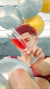 Un_Sluttyy A RELAXING AND SENSUAL BATH Foto 3