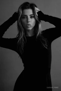 SarahLynz Velvet Metamorphosis Pic 6