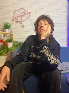 Public od KissSlava  6 snímek