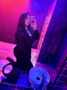 💖These sexy curves are for you💖 de Kassandra__grey  3 photos