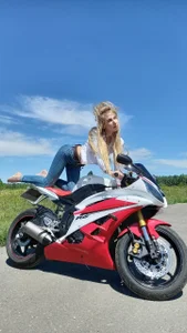 AdrianaSeaMotorcycle: Just be free图片