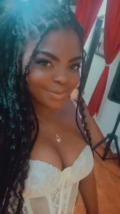 Im Natural de Naomi_Jackson_  5 Imagens