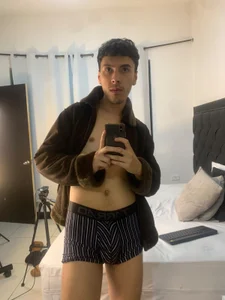 MaxLeons Just for You 🤠 Foto 2