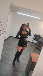 Carolina_Arias I'm not for everyone. Only for those who know how to appreciate control. Immagine  3