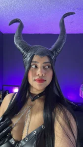 DelaneyStone happy halloween. Pic 2