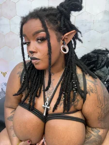 Anaa_Fuentess Perfect curves, impressive breasts, highlighted beauty😏 Foto 4