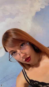 MiniDolls_ Public slika