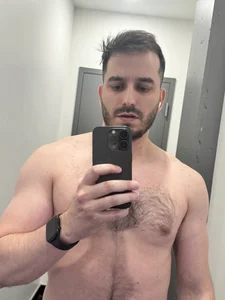 ThickDickMontreal Daddy’s gorgeous face :) Pic