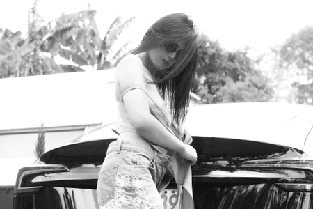 Titty reveal od elizabeth_santos1  2 snímek