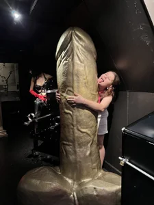 TinniAngelのI'm in sex museumの 6枚の写真