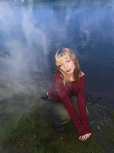 Linablueeyed meow))) Pic 4