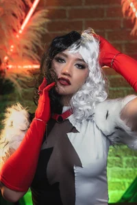 RebeccaHudson Beautiful Cruella! Pic 3