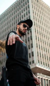 MarkWalker__ are we going to go out together in the city? Foto 4