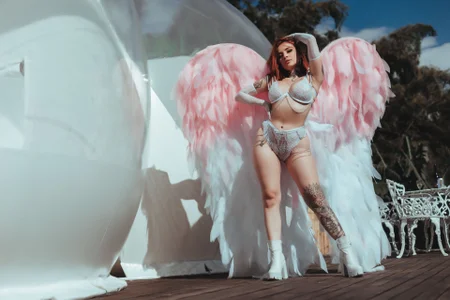 Ally_Snow I'm an Angel Foto