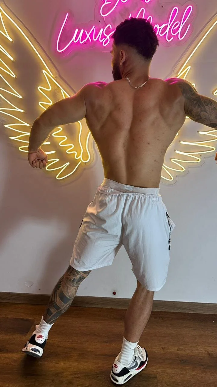 Axel_power_ 热门图片 2125